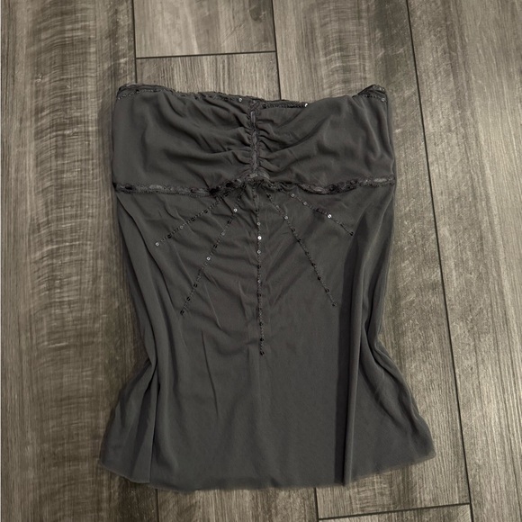 Elegant Black Strapless Top - Picture 1 of 5
